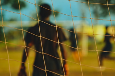 ليفربولوتوتنهامصراعالأضواءفيالدوريالإنجليزيالممتاز