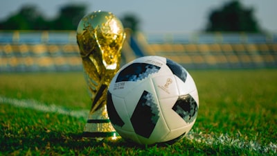 مباراةالجزائروألمانيا1982كاملةHD-عندماهزّالأسودالإفريقيعرشالعملاقالألماني